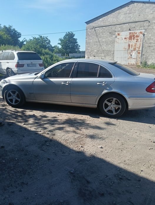 Мерседес Е клас w 211