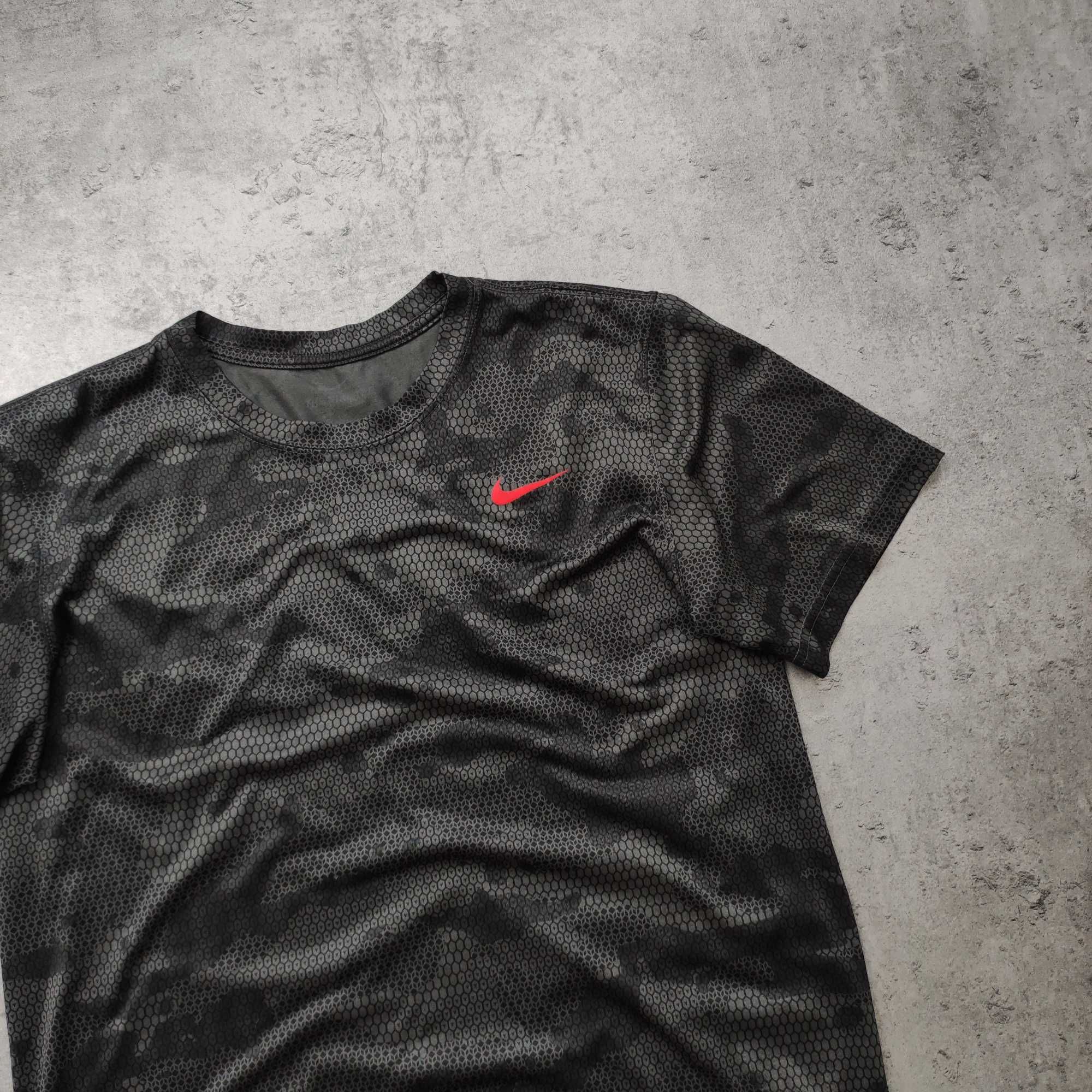 MĘSKA Koszulka Sportowa GYM Active Dri-Fit Camo Logo Nike Siłownia