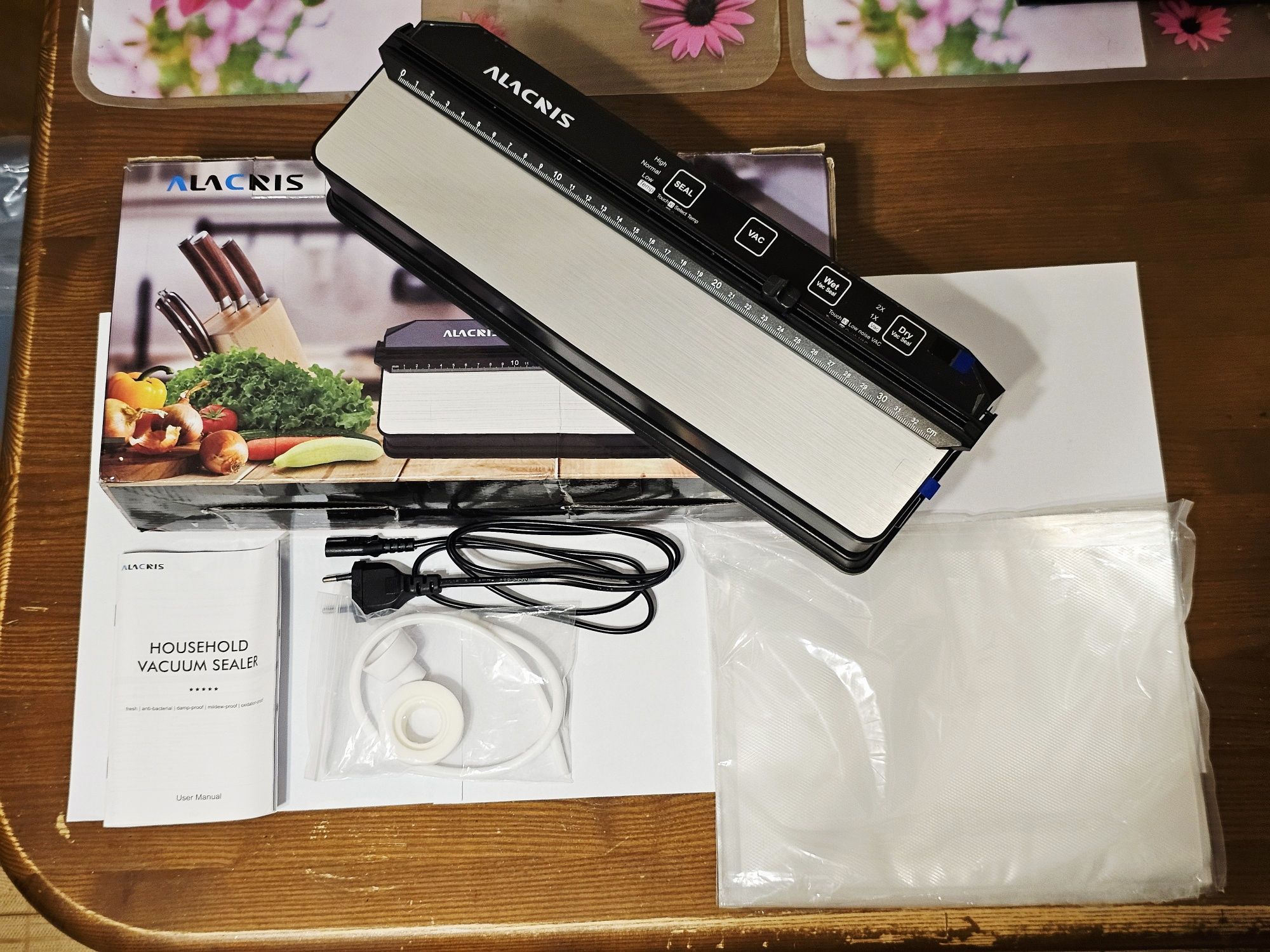 Вакууматор сухих та вологих продуктів Alacris AC-VSOO1BK
