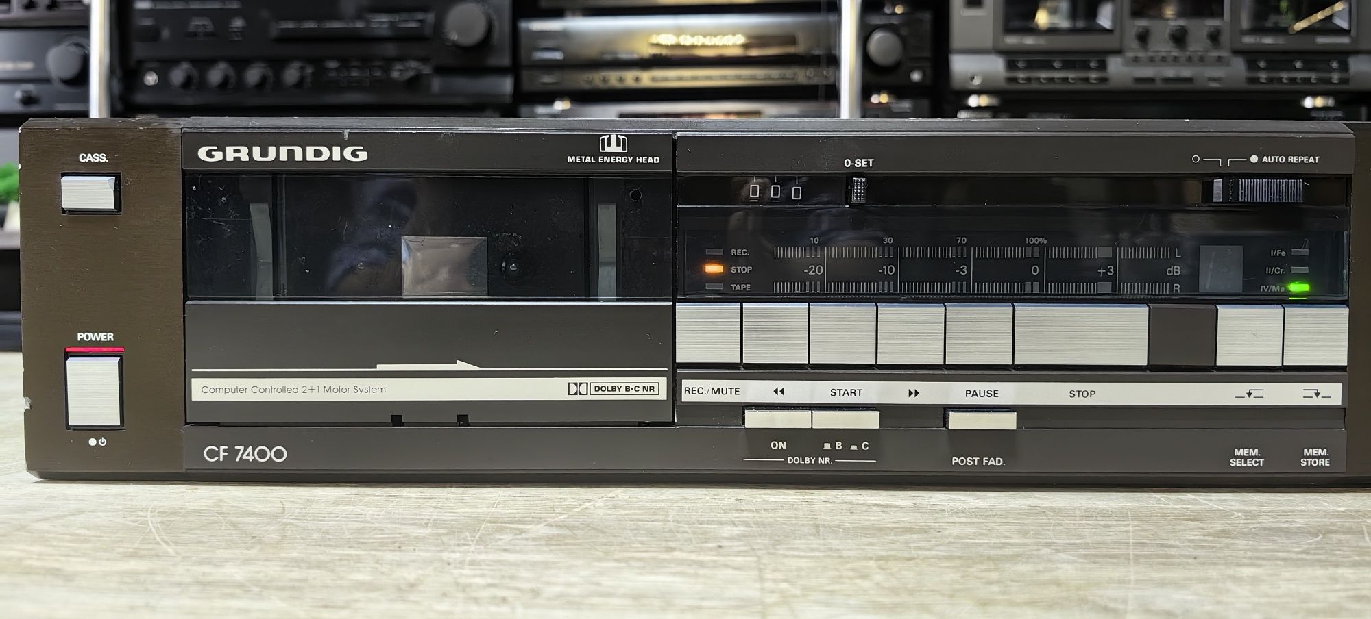 Касетний програвач Grundig CF 7400/Дефект