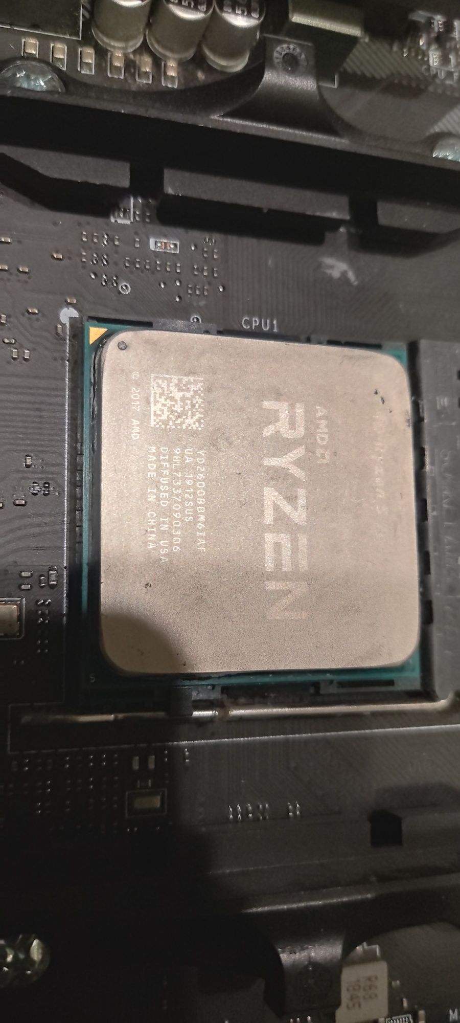 AMD Ryzen 5 2600 | 6 ядер / 12 потоків | 3.9 GHz | відмінний стан
