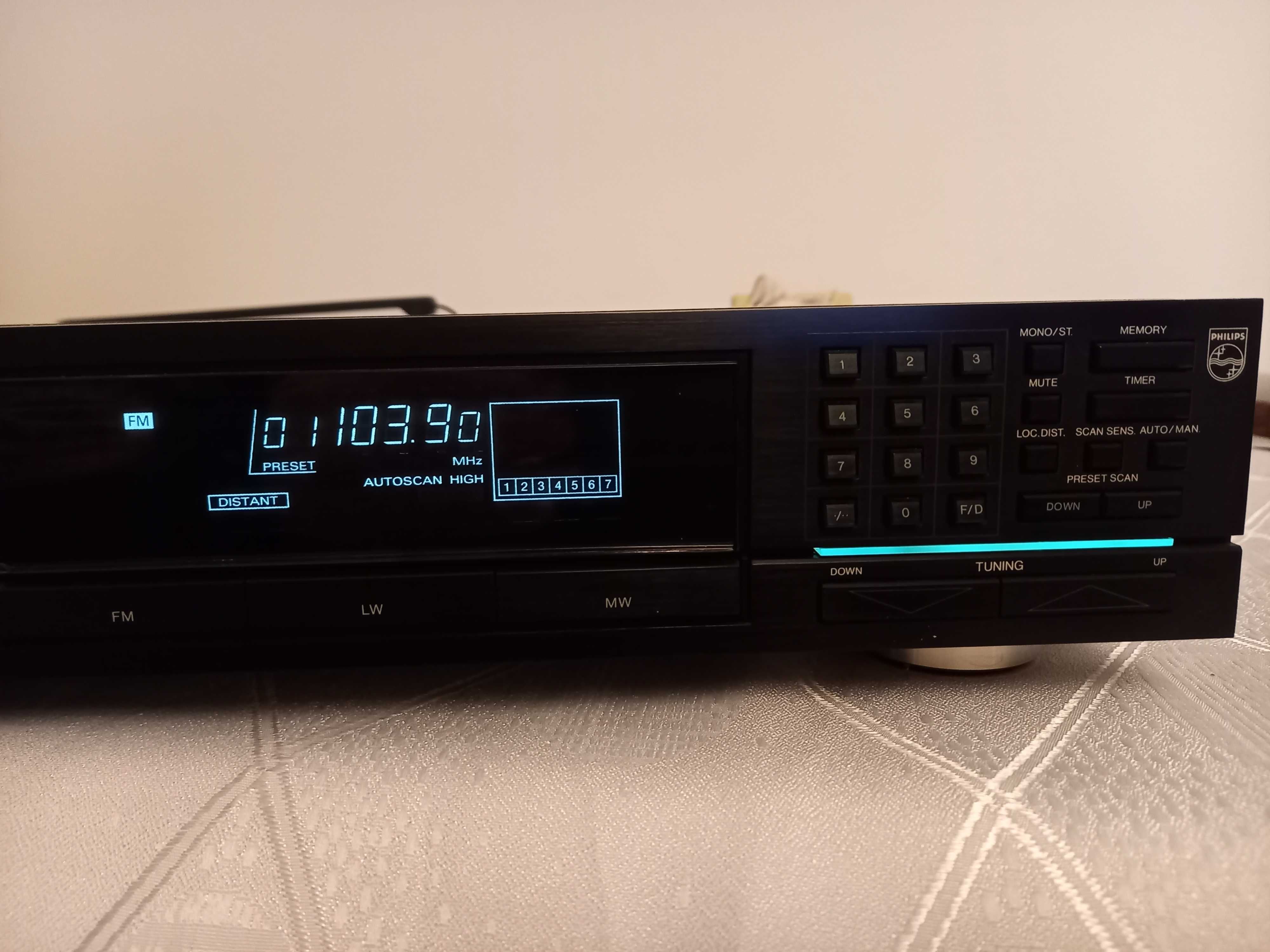 Tuner stereo PHILIPS FT880