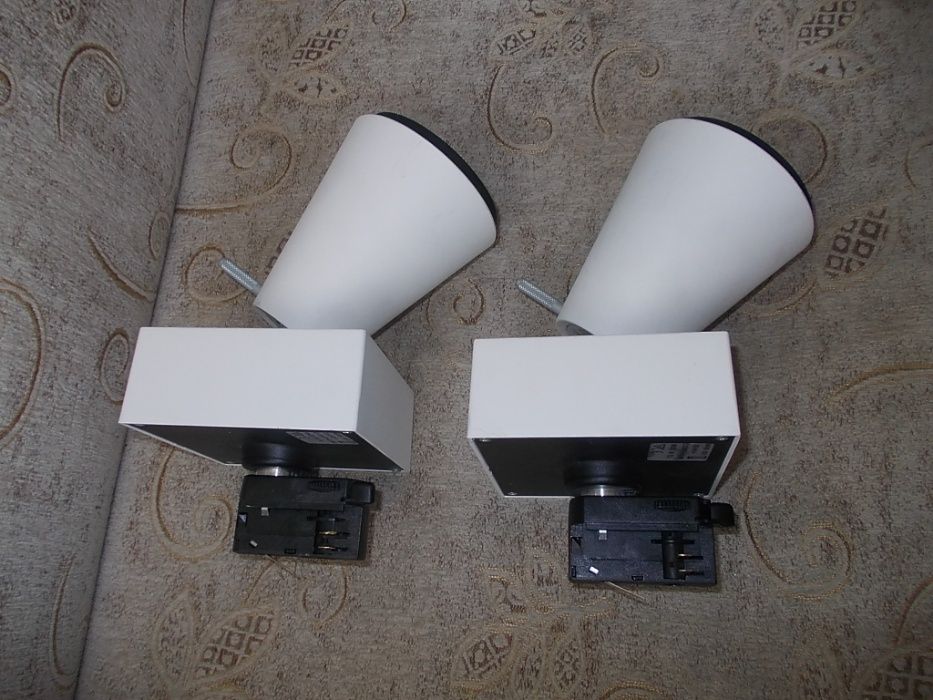 Lampa 70W PHILIPS MRS551 CDM przemysłowa, do sklepu, garażu
