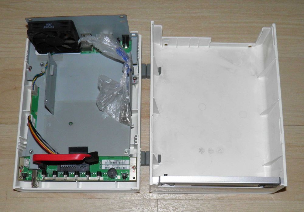 Мережеве сховище NAS QNAP TS-212
