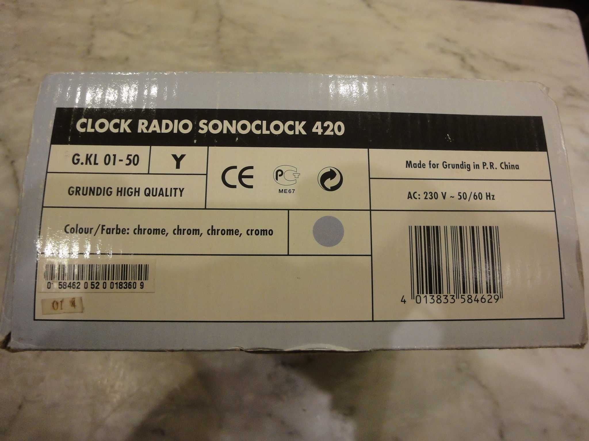 Grundig Sonoclock 420, PRC – Електронний FM-радіоприймач з годинником.