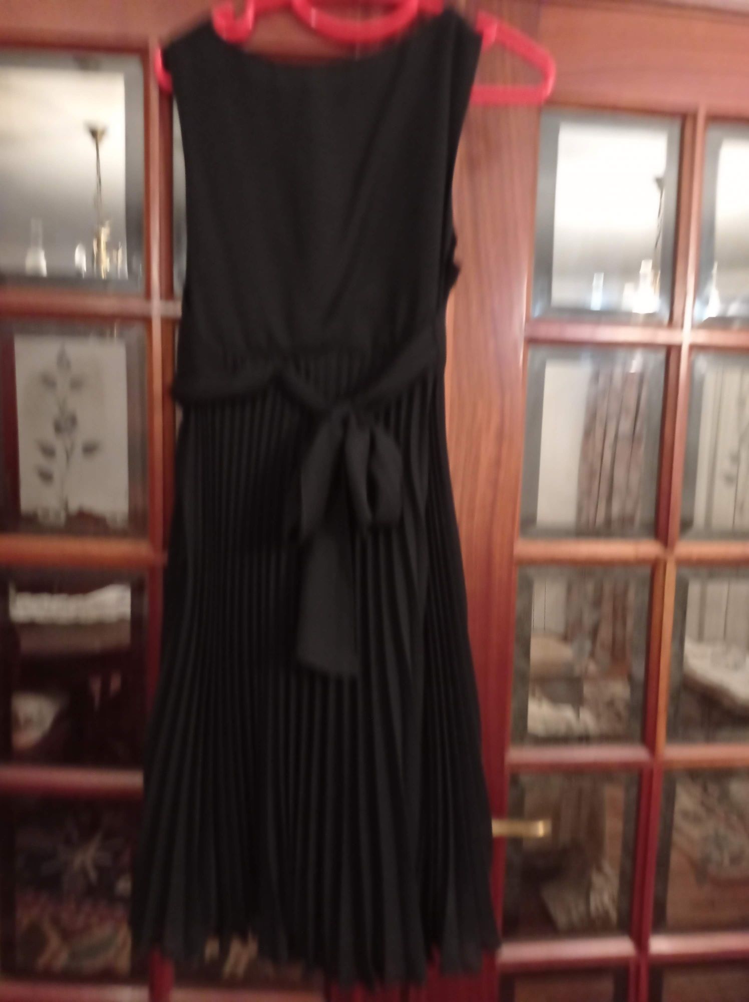 Vestido Preto plissado