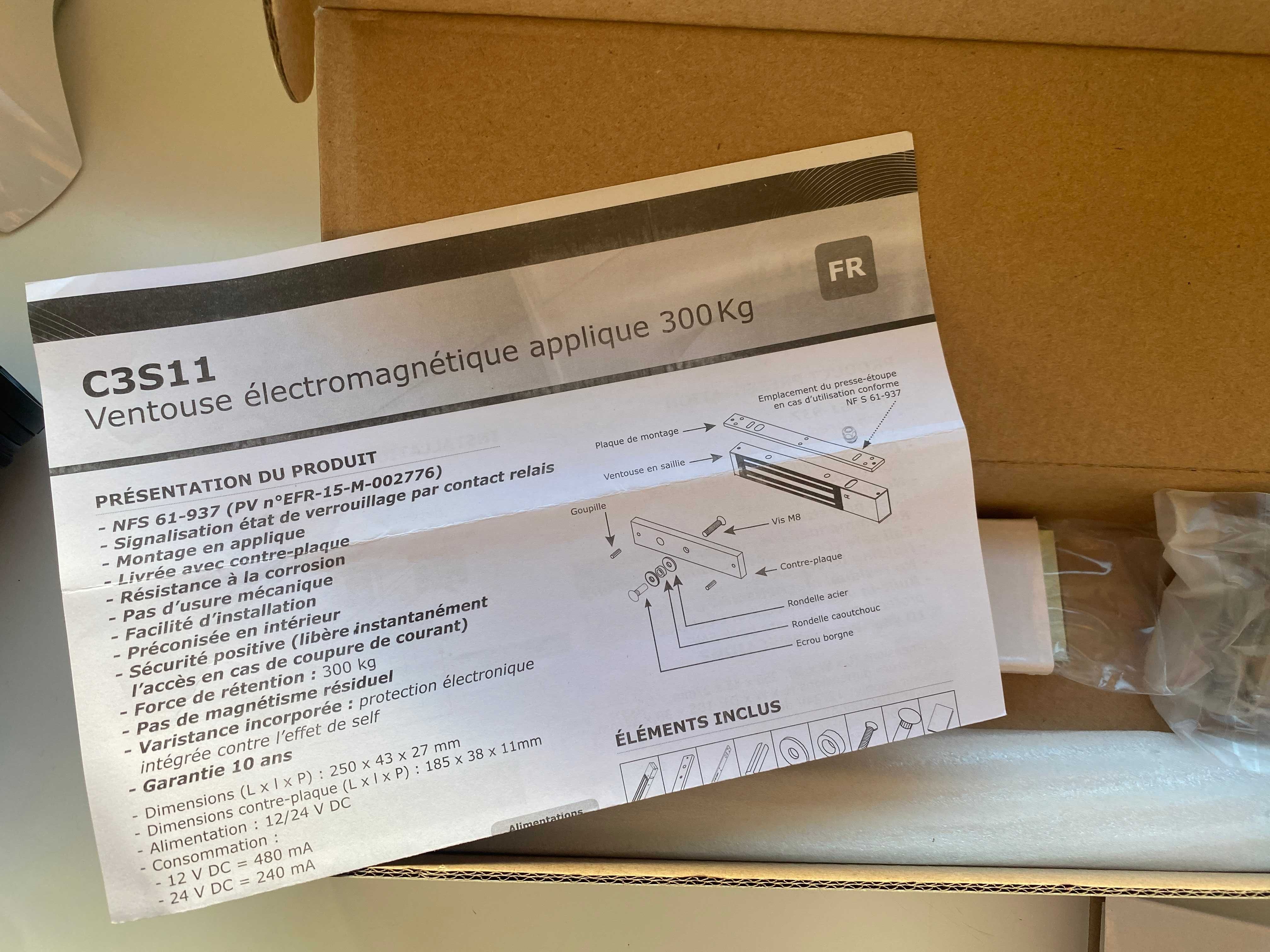 Ventosa electromagnética de superfície de 300 kg monitorizada