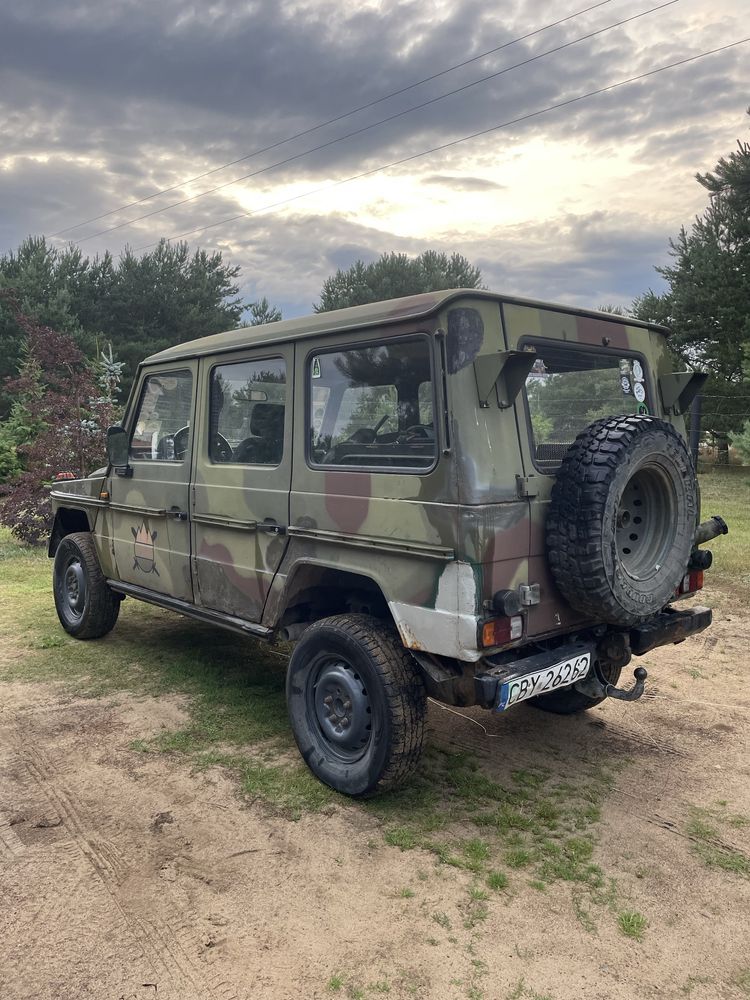Mercedes G klasa 230GE wojskowy Puch, 9cio osobowy, automat, benzyna