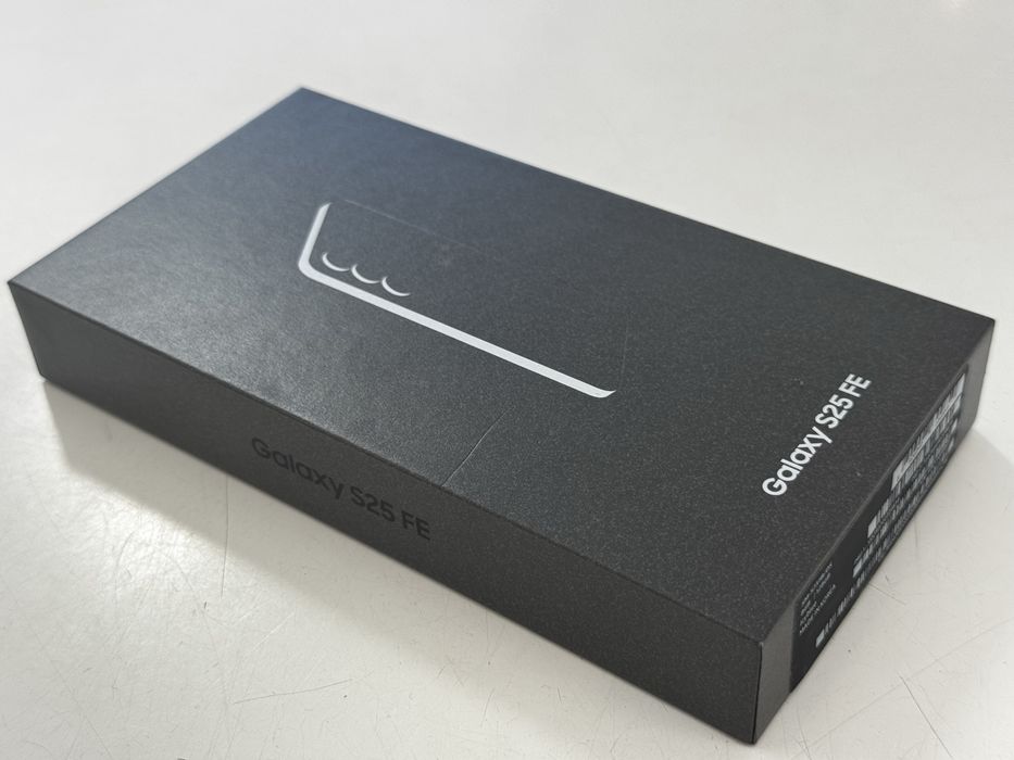 Samsung Galaxy S25 FE 8/128GB Jetblack/Czarny - nowy