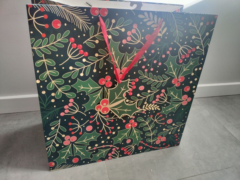 Torebka na prezenty ze świątecznym motywem ostrokrzewu, 50x50x25 cm