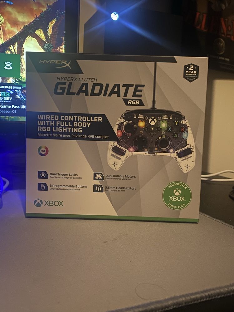 Comando Xbox HyperX Clutch Gladiate RGB