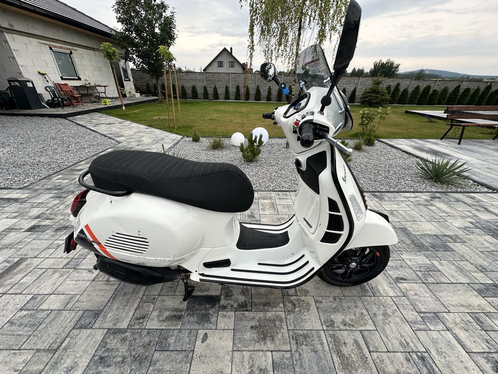 Piaggio vespa gts 300 Super 2023 rok tylko 4500 km