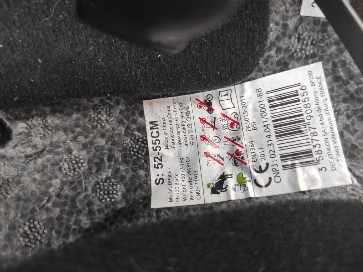 Toques, capacetes equitação.
