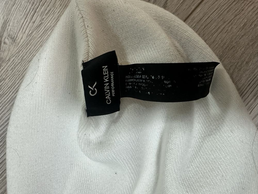Шапка Calvin Klein