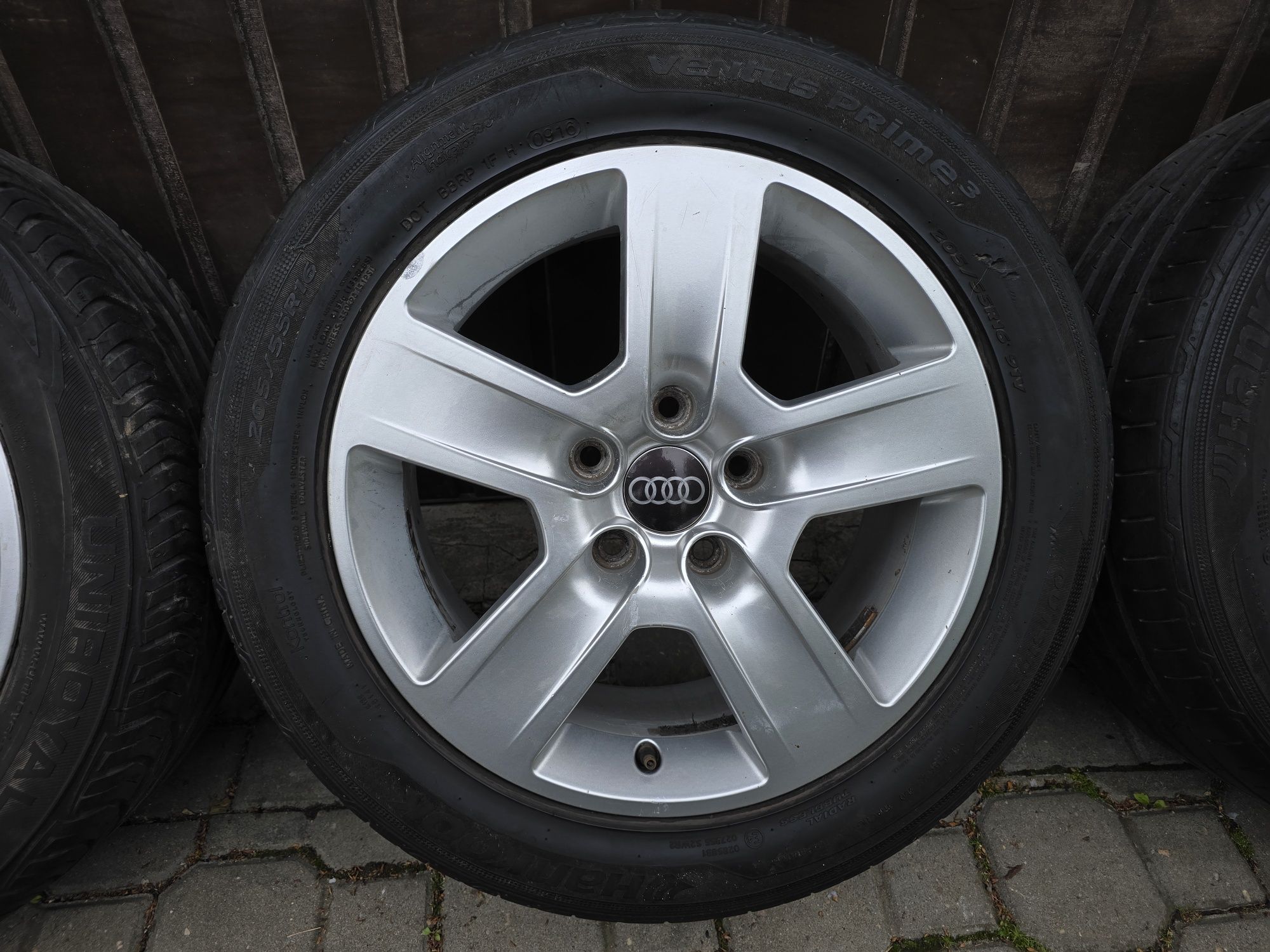 Felgi z oponami 205/55R16 Audi A4 B7 B6 5x112 A3 A6 C6 TT VW Golf