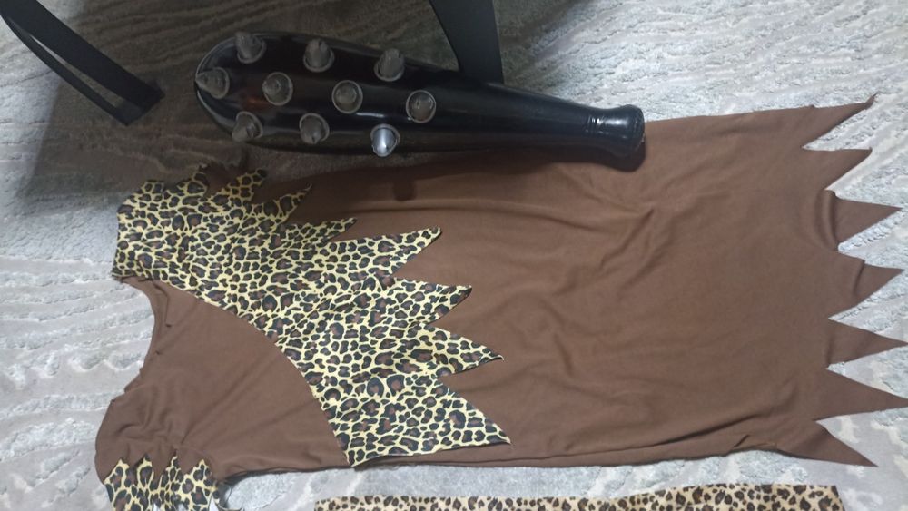 Strój przebranie jaskiniowiec 10-12 lat