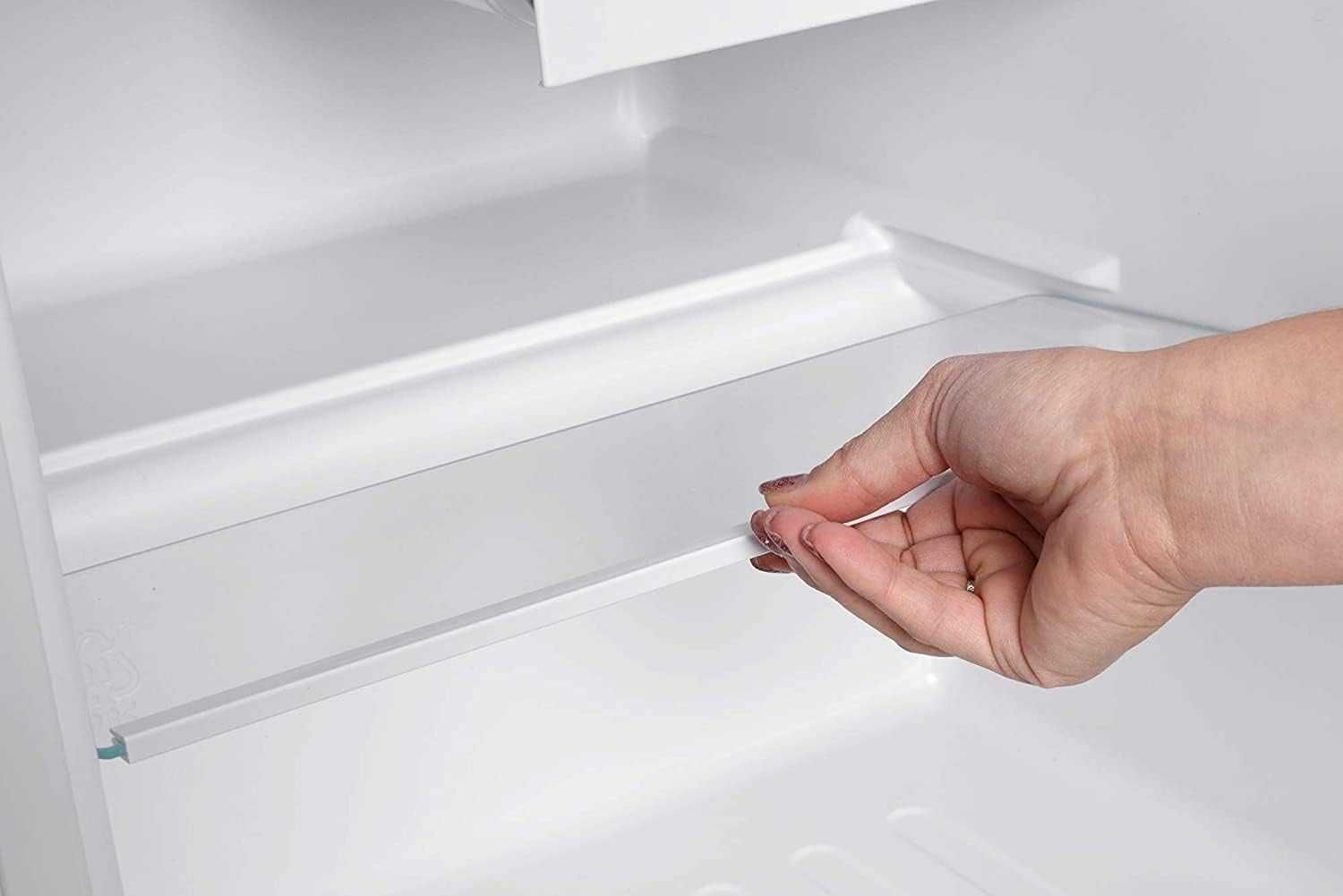 Міні-холодильник Melchioni ARTIC47LT з морозильною камерою / A+
