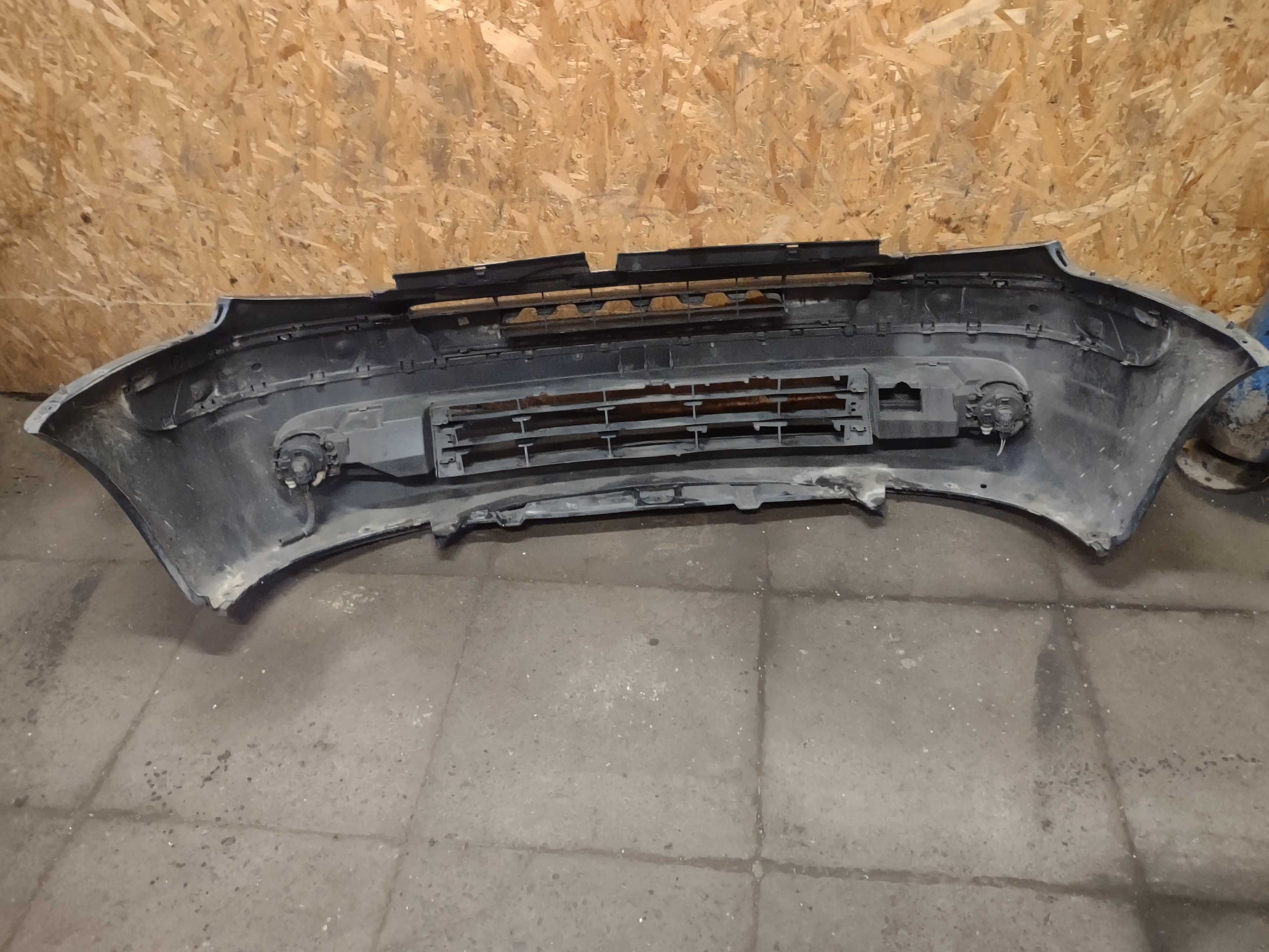 Zderzak przedni citroen XSARA PICASSO