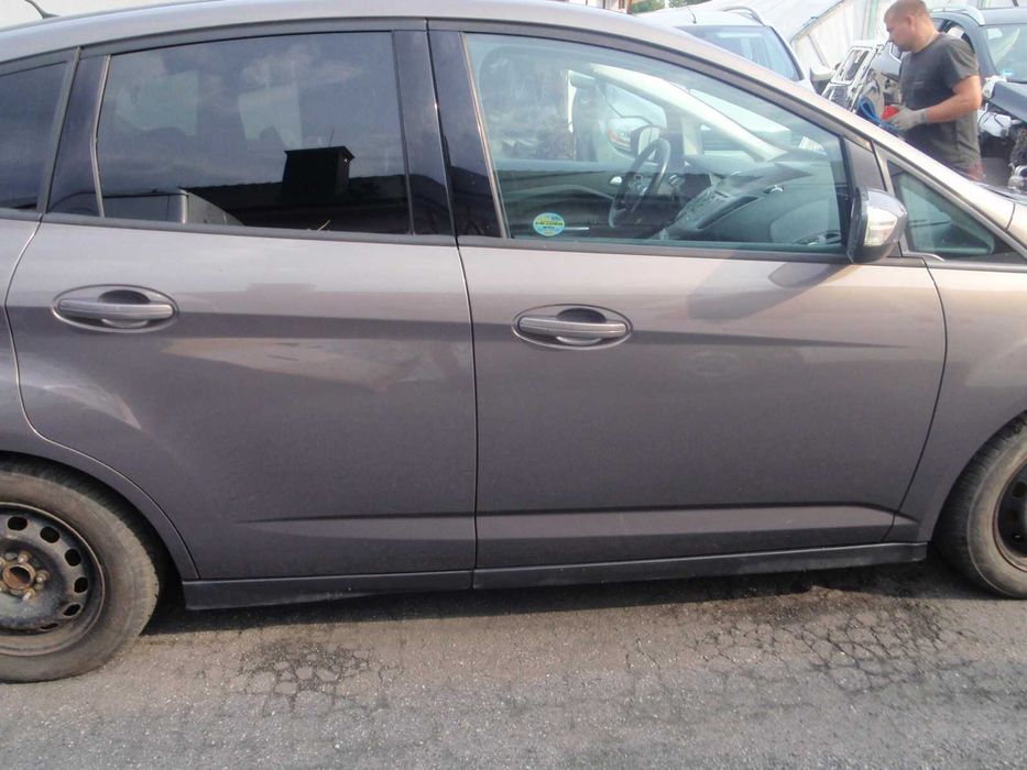 Ford C-Max mk2 kolor VA błotnik + 2 szt drzwi prawe