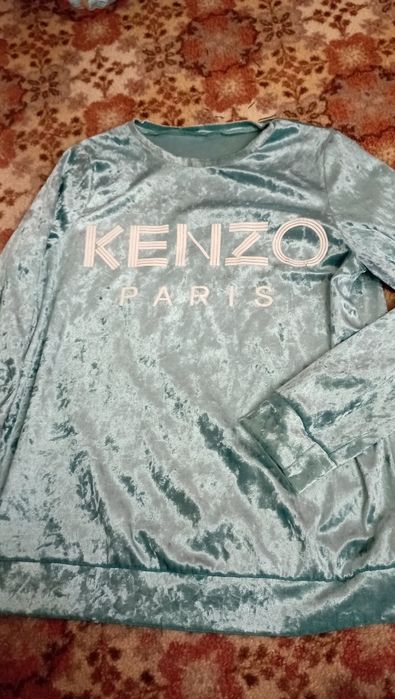 Жіноча кофта 42_44 велюрова дуже класна