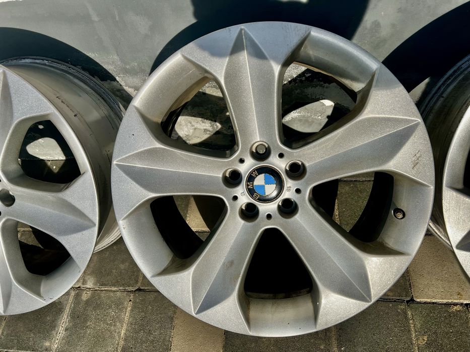 Продам комплект різновильотних дисків 232 стильBMW