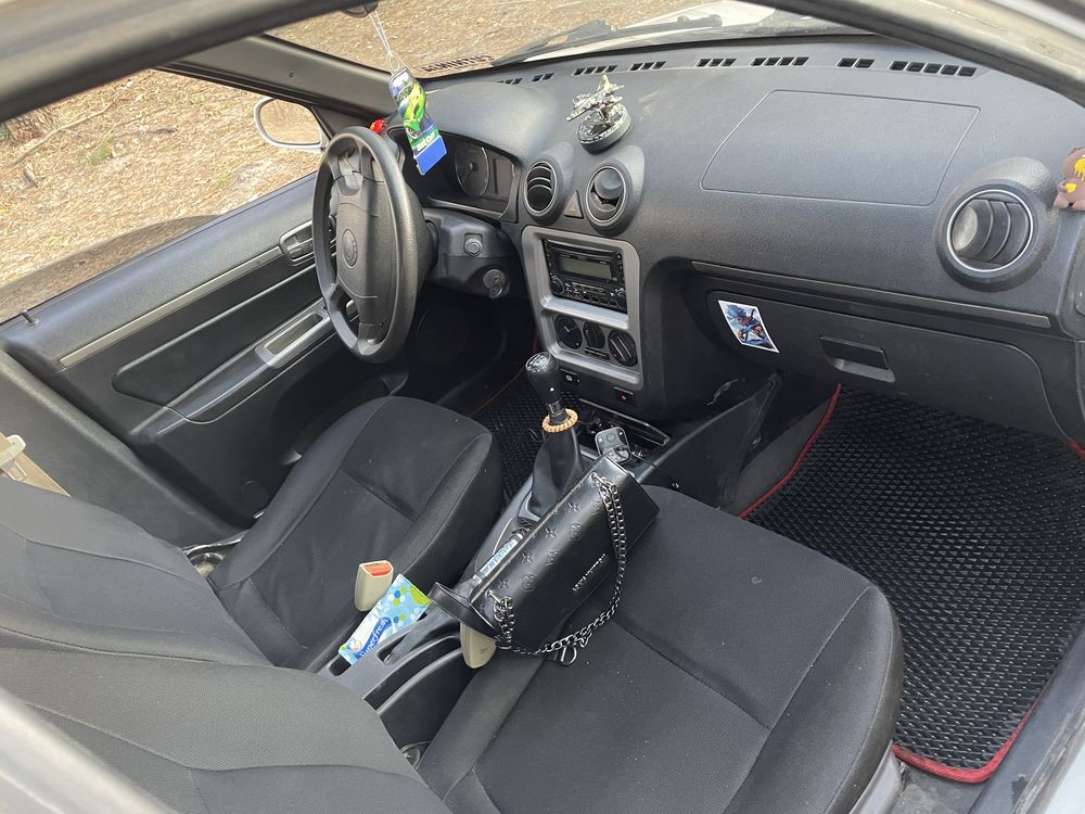 Продам Geely ck2!