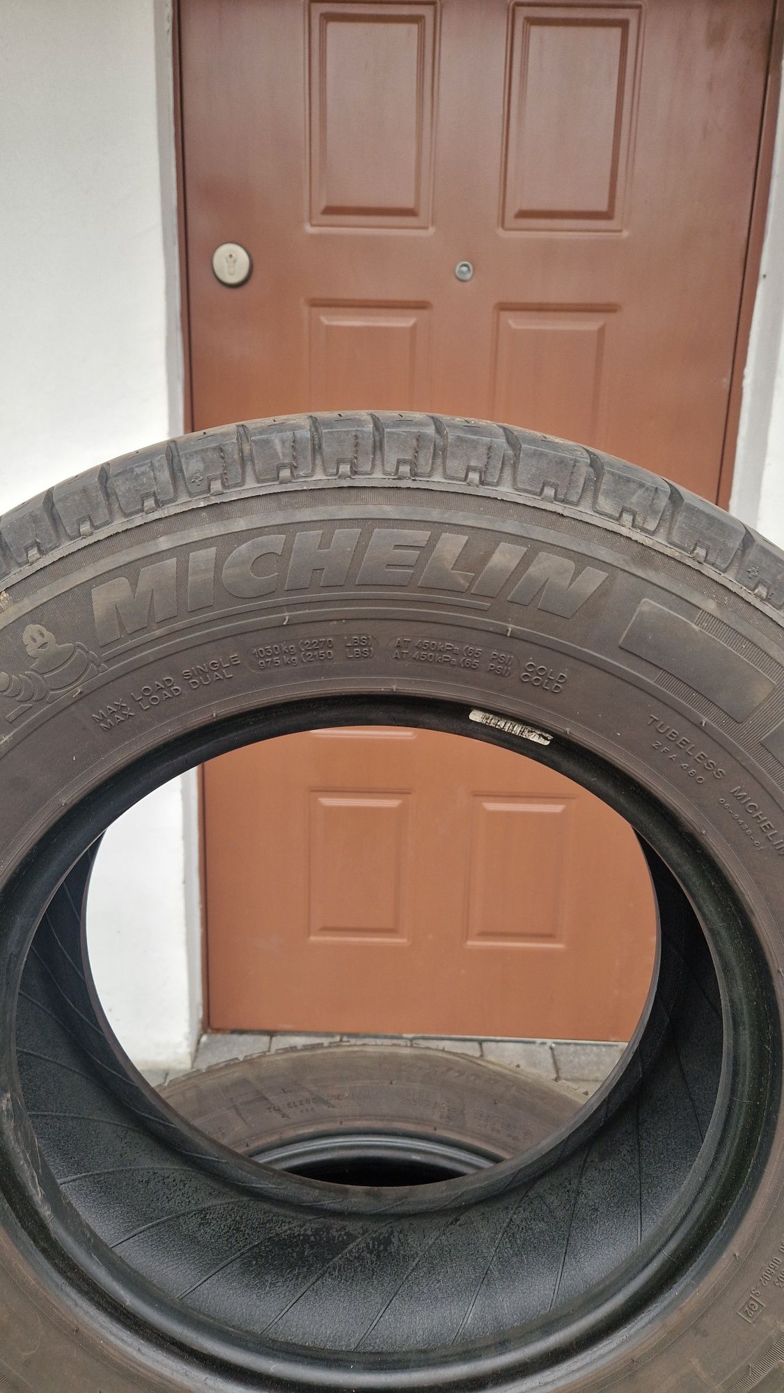 Michelin Agilis 215/70R15C