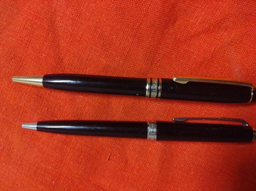 Caneta Montblanc ouro e platina