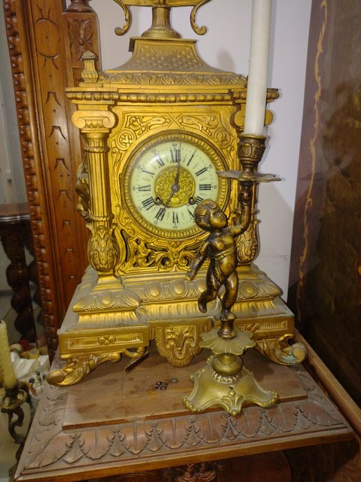 Підсвічники бронзові