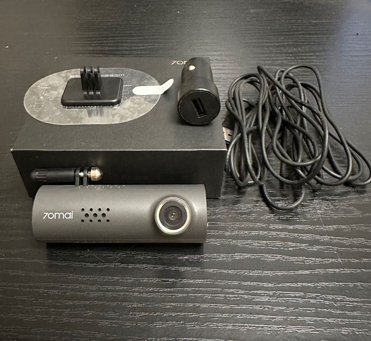 Видео регистратор 70 mai . Відеорегістратор