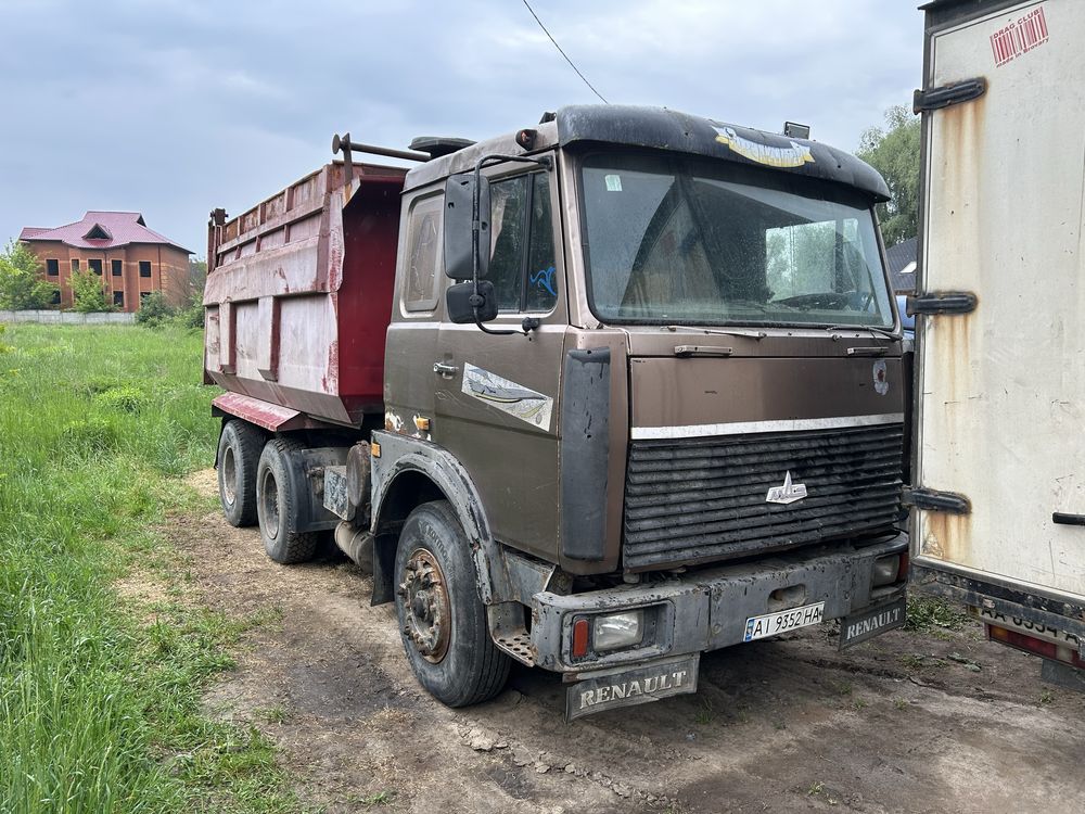 Обмін свого автопарку самоскидів та Прадо на нерухомість  Київ область