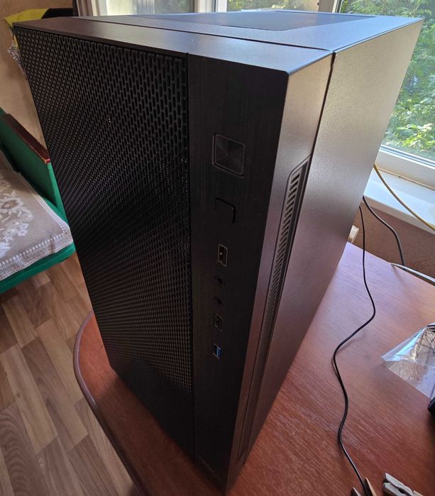 Пк i5-10400F 6 ядер 12 потоків 1660 монітор 27 Samsung