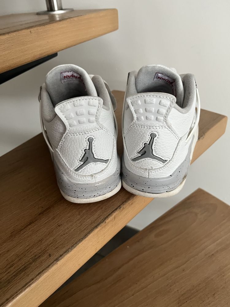 Air Jordans Retro 4