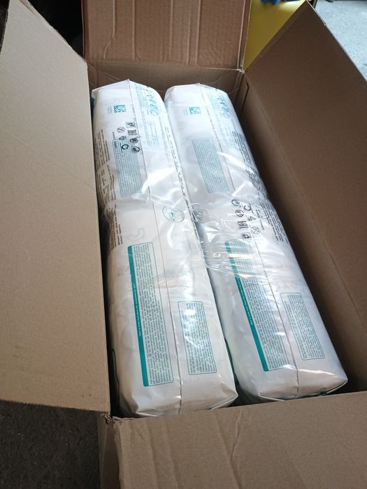 Pampersy premium protection rozmiar 5 152 sztuki