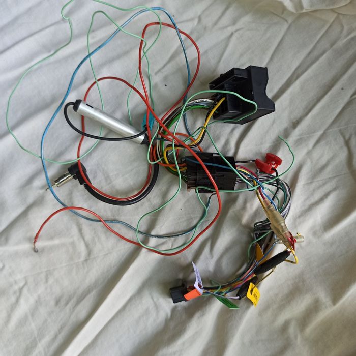 Магнітола Pioneer AVH-P4200DVD