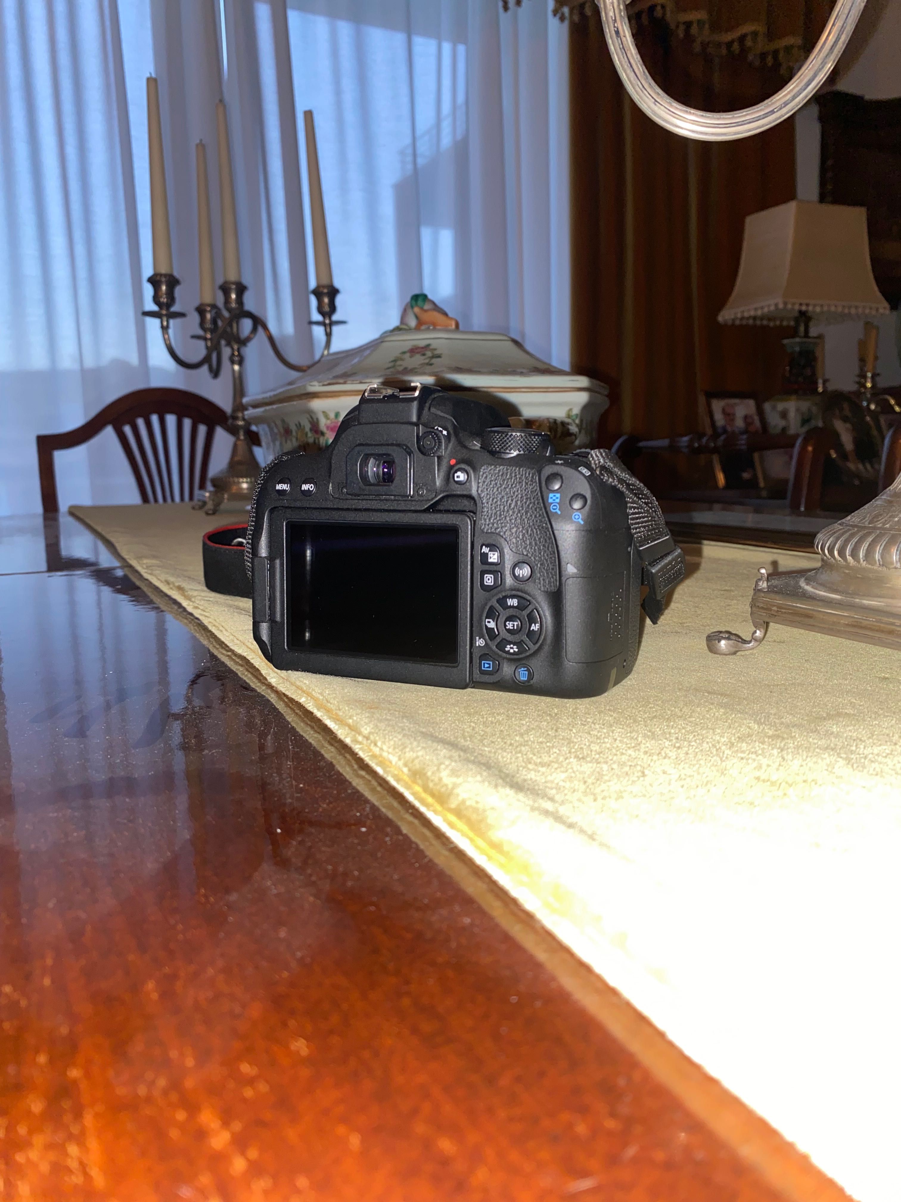 Camera Canon 800d