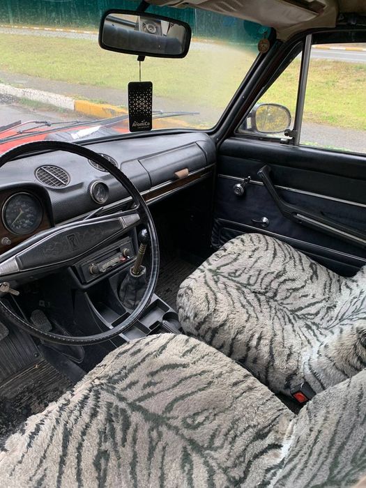 Прадам ваз 2106 на полном ходу