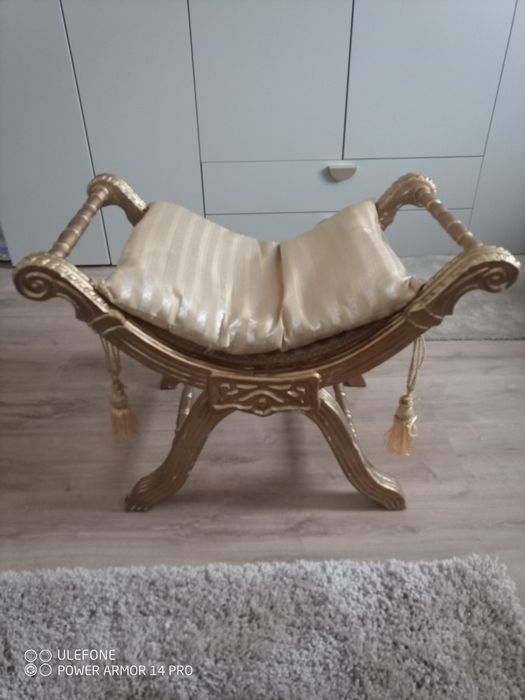 Siedzisko/podnóżek