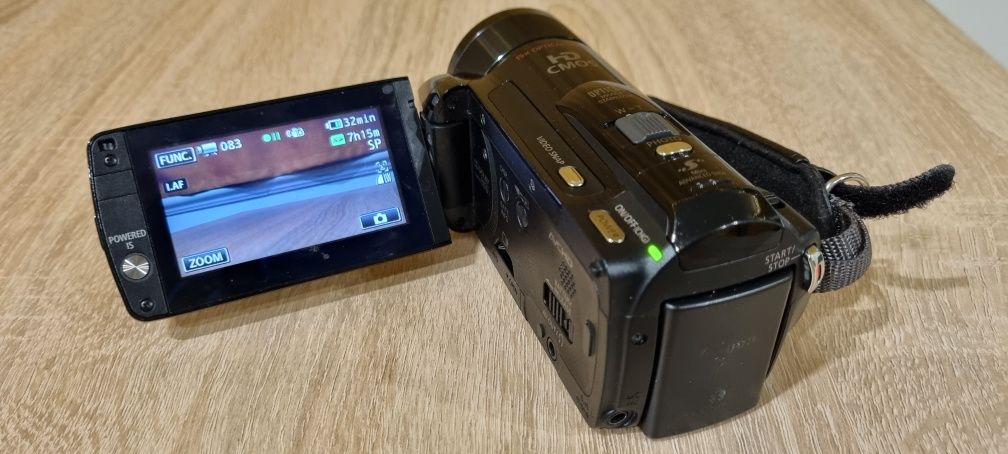 Видеокамера Canon Legria HF M307