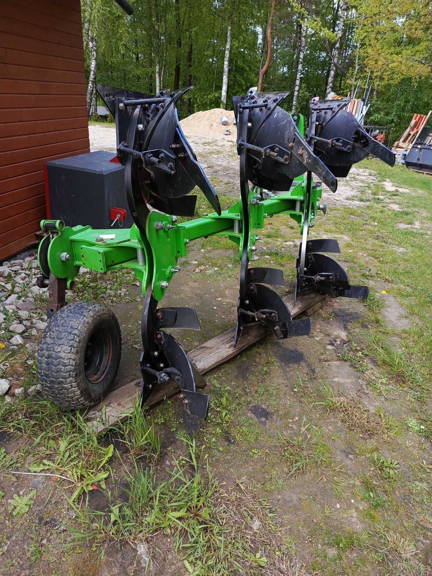 Pług Obrotowy 3+1 Skibowy Bomet Leo Super Stanie