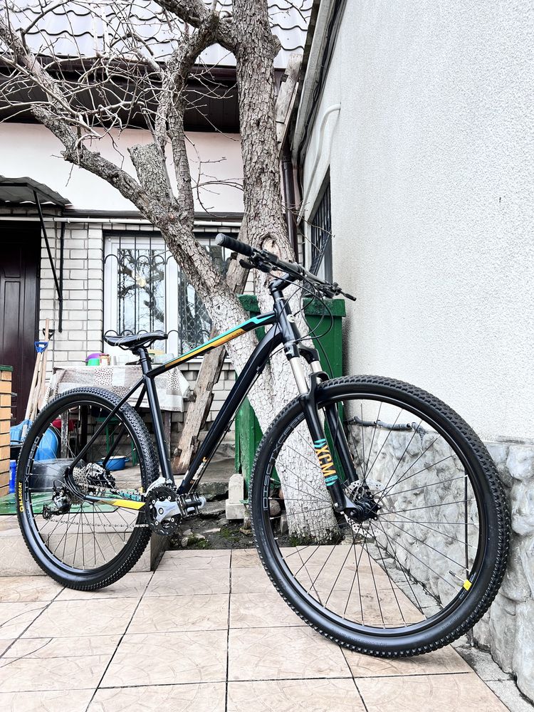 Specialized CUBE CRESCENT SPORT KILE/XL/29колесах/Shimano/Acera/Altus