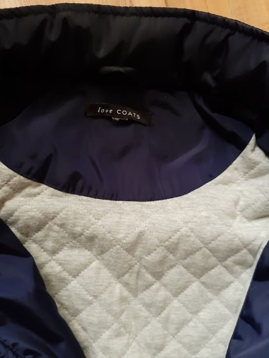 Kurtka ocieplana z kapturem damska