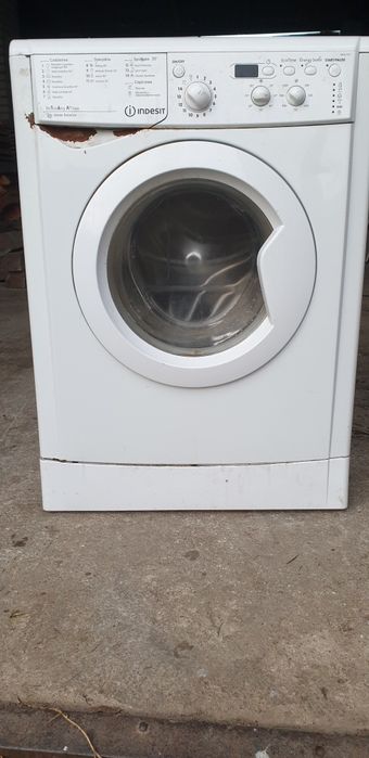 Sprzedam pralkę Indesit IWD 61051