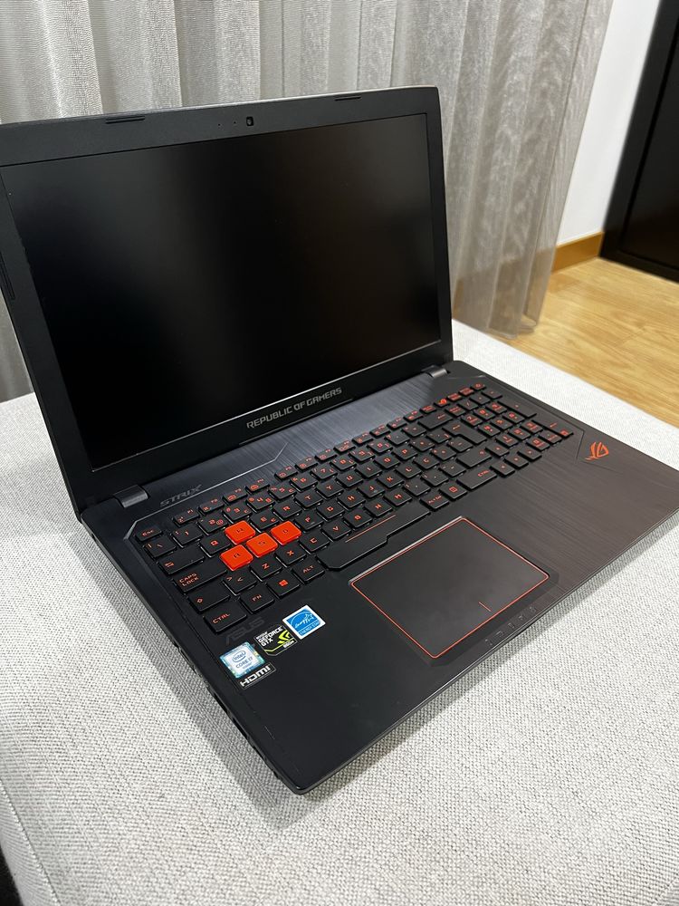 Asus ROG Strix GL553VW