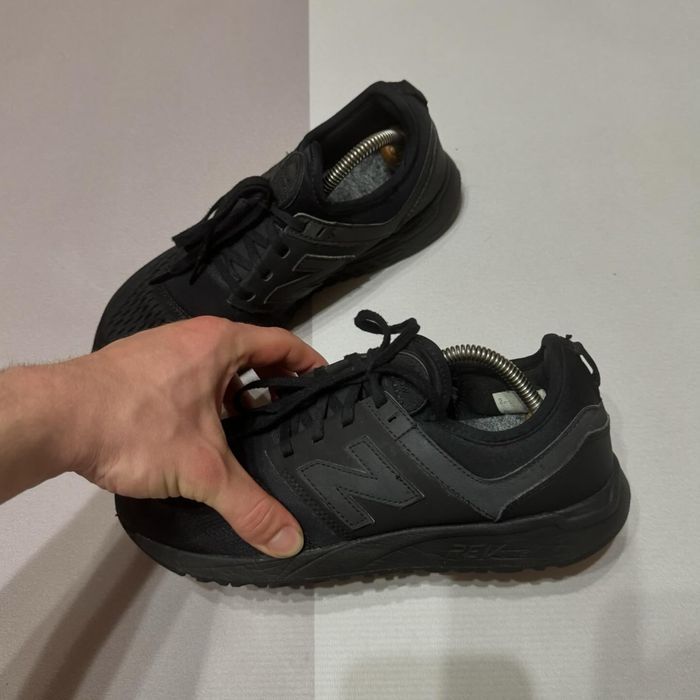 Кросівки New Balance чорні 40 розмір Reflective