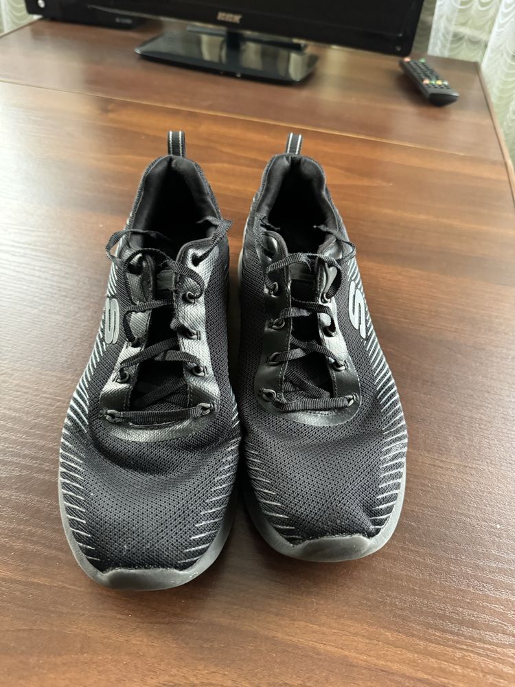 Кросівки Skechers, 43 EU