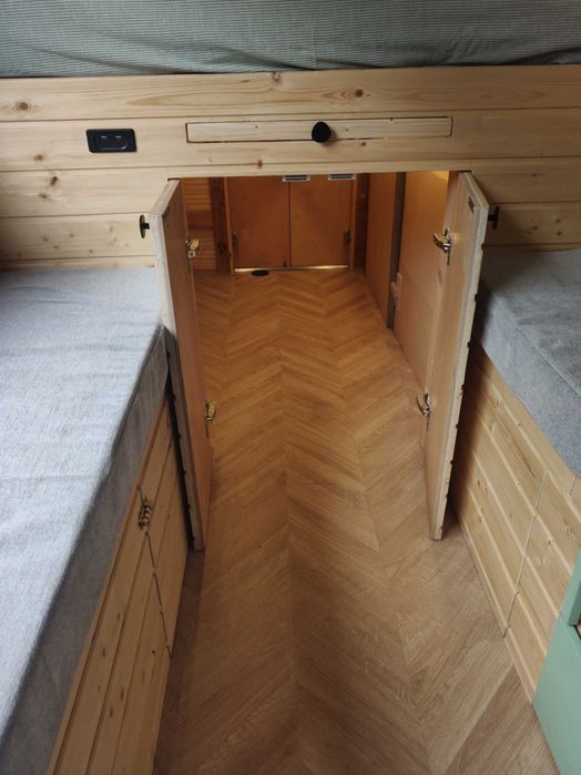 Autocaravana Campervan Ford Transit MK8