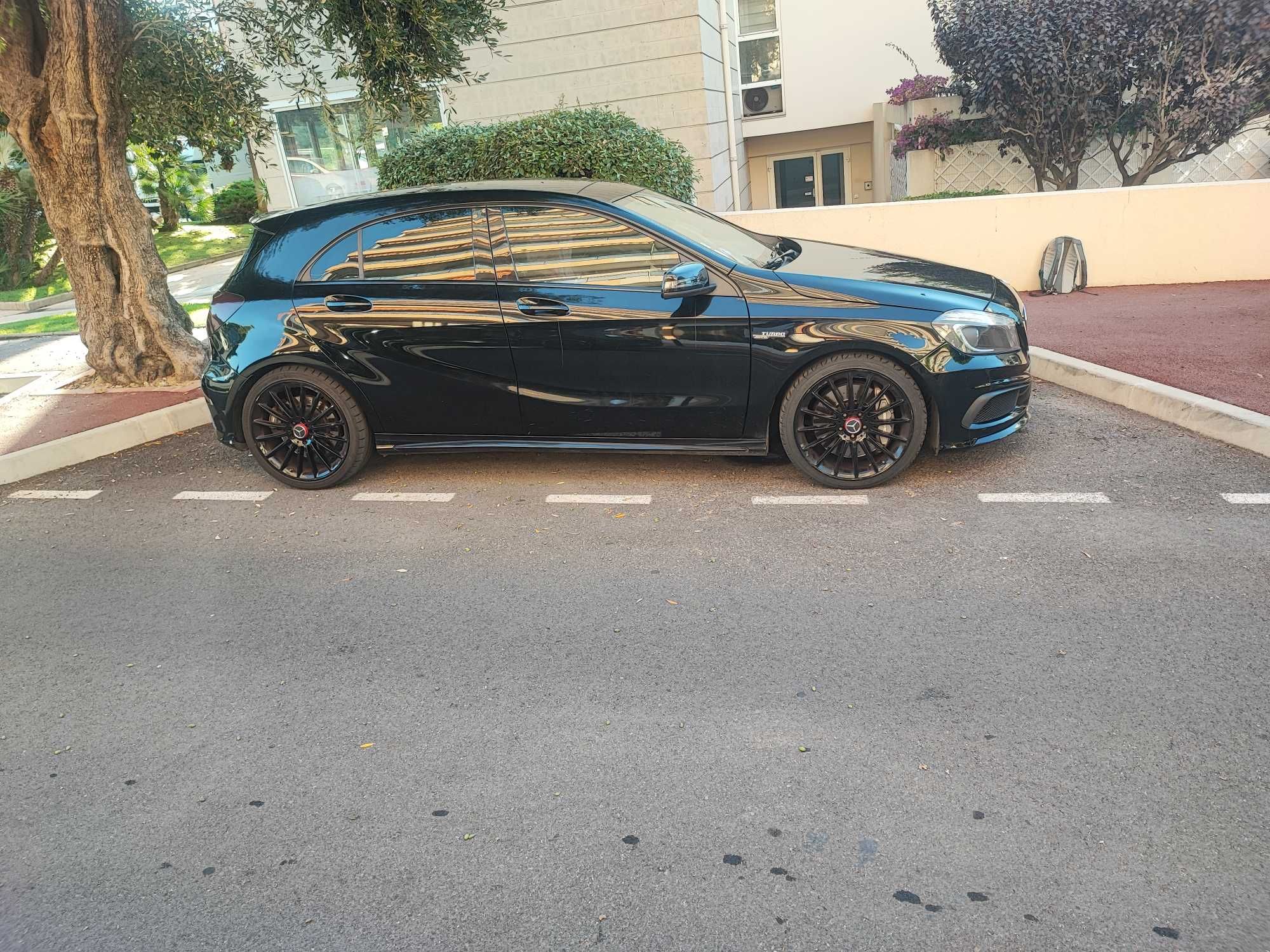 Mercedes AMG A45