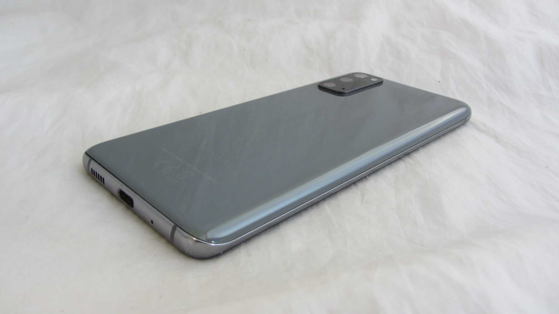 Samsung Galaxy S20 (SM-G980FZAD) Gray