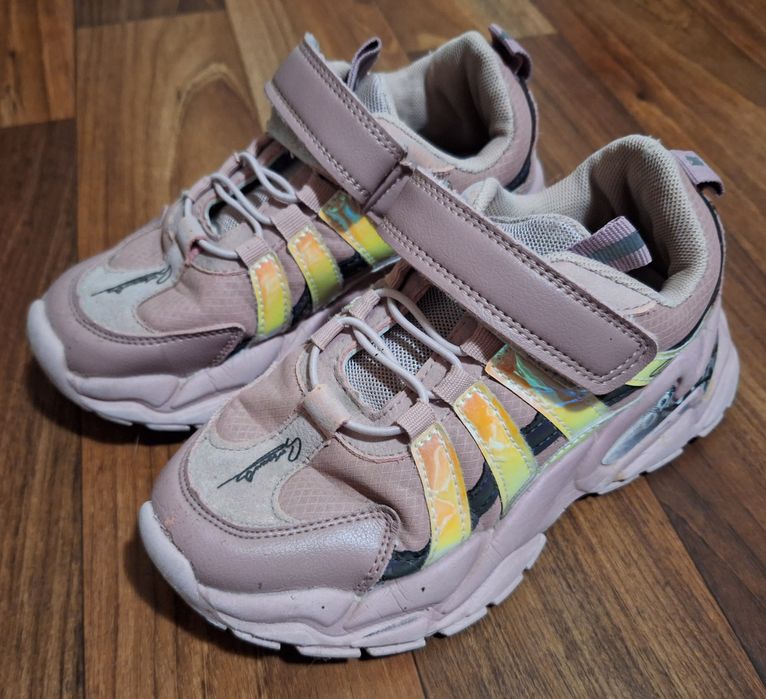 Кросівки 32 розмір